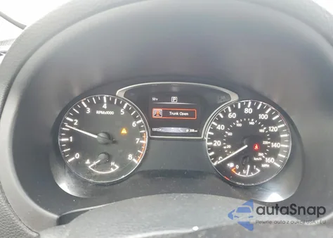 2018 Nissan Altima 2.5 z USA, uszkodzony, nr VIN 1N4AL3AP1JC239569